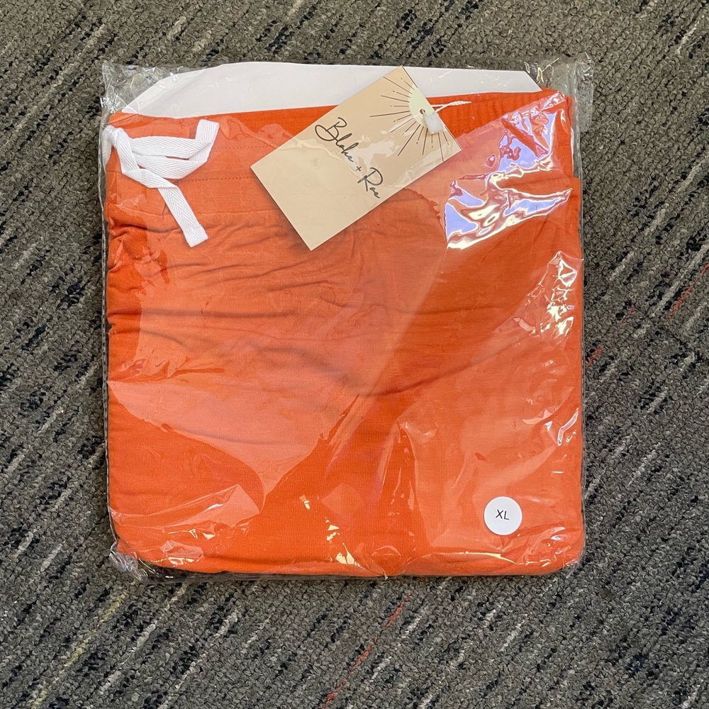 Blake + Rae women’s joggers XL